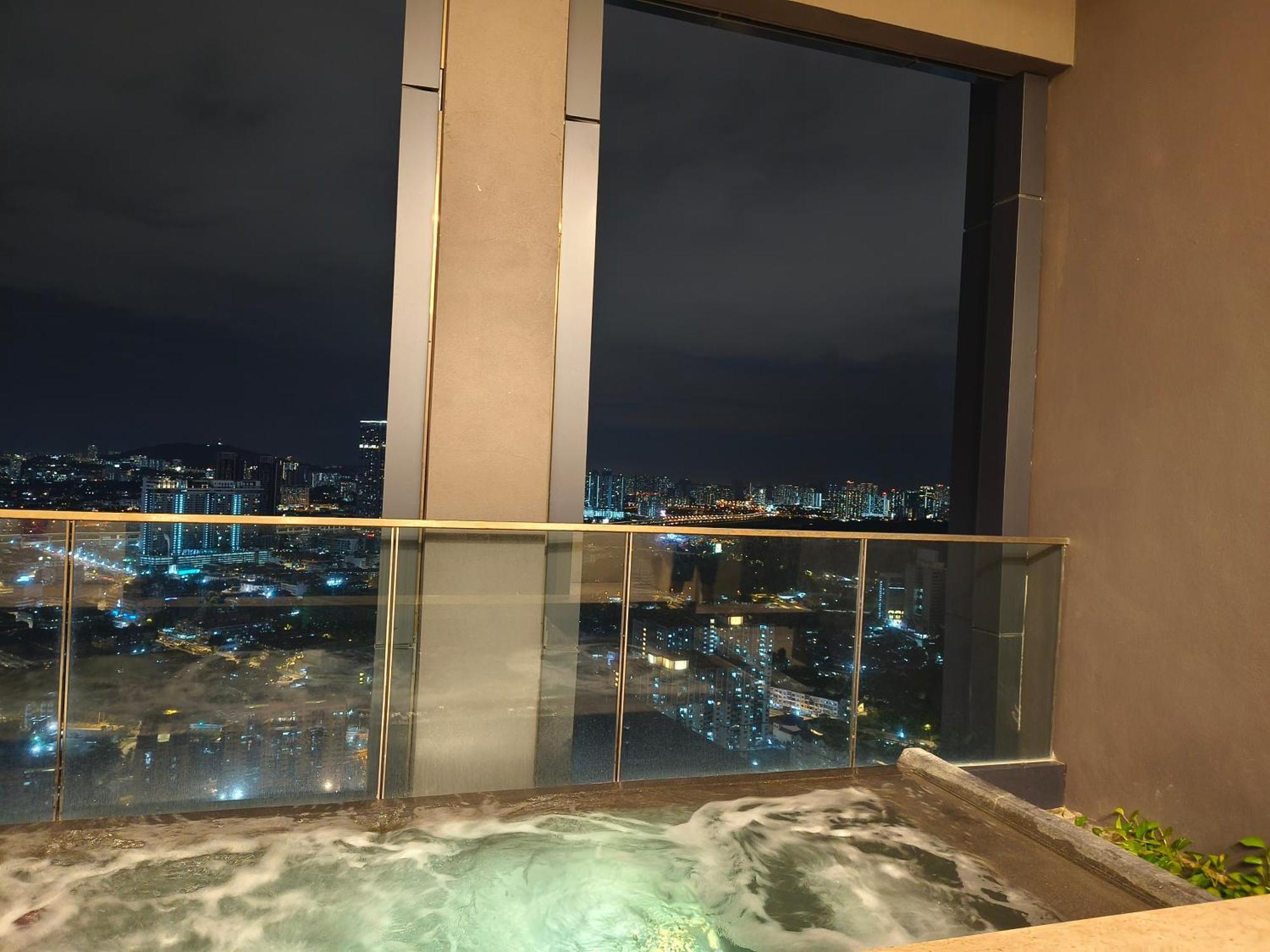 Lucentia Suites Klcc By City View Kuala Lumpur Kültér fotó
